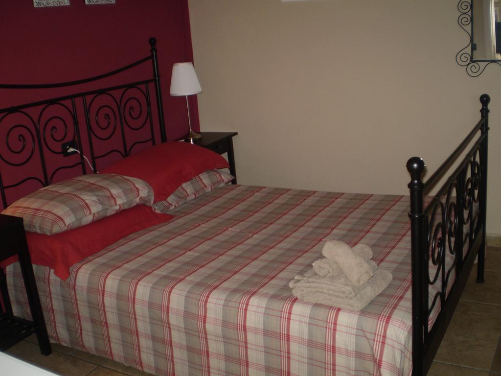 Il Giardino Di Emilio Bed and Breakfast Marrùbiu Kamer foto