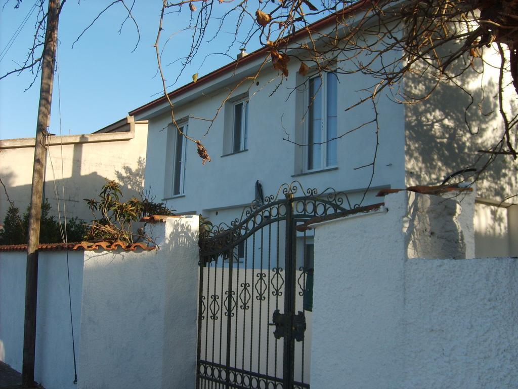 Il Giardino Di Emilio Bed and Breakfast Marrùbiu Buitenkant foto