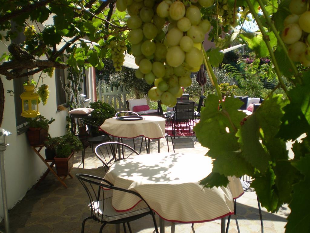 Il Giardino Di Emilio Bed and Breakfast Marrùbiu Buitenkant foto